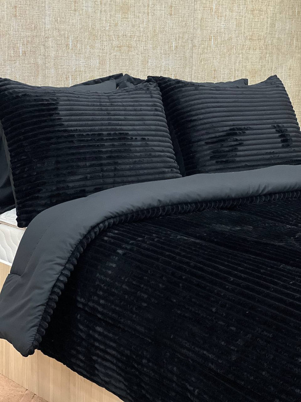 مخمل کرکره ای سیاه