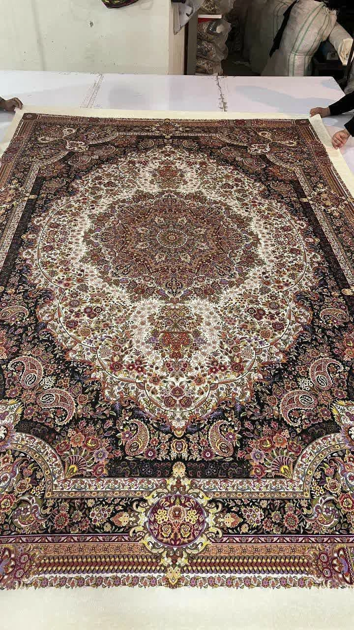 روفرشی کشدار مخمل شانل